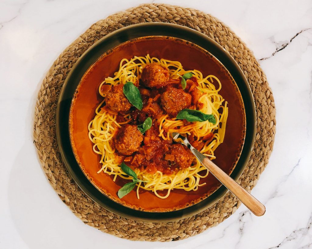 K’OOK! de makkelijke maandag 1/11: spaghetti met gehaktballetjes