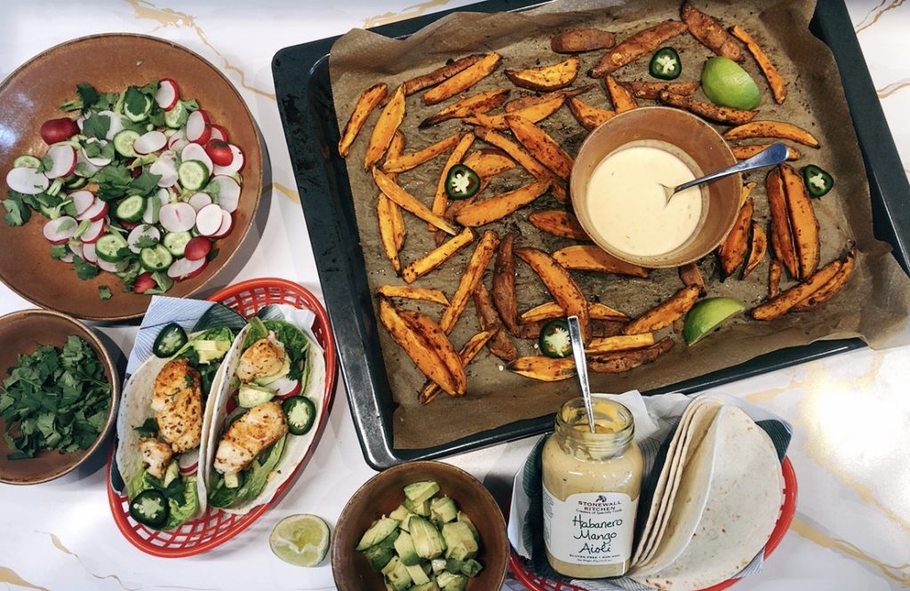 K’OOK! de makkelijke maandag 7/3: vistaco’s met zoete aardappelfriet