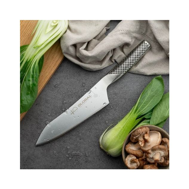 Global - santoku oriëntaals mes G-4/AN - 18 cm - limited edition vanwege 40th anniversary Global