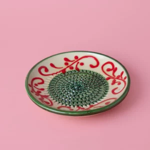 Tierra Cocida - keramisch raspbord Alhambra - crème/rood/groen - 12.5 cm