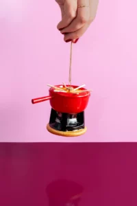 Yup in de boom - kerstbal kaasfondue